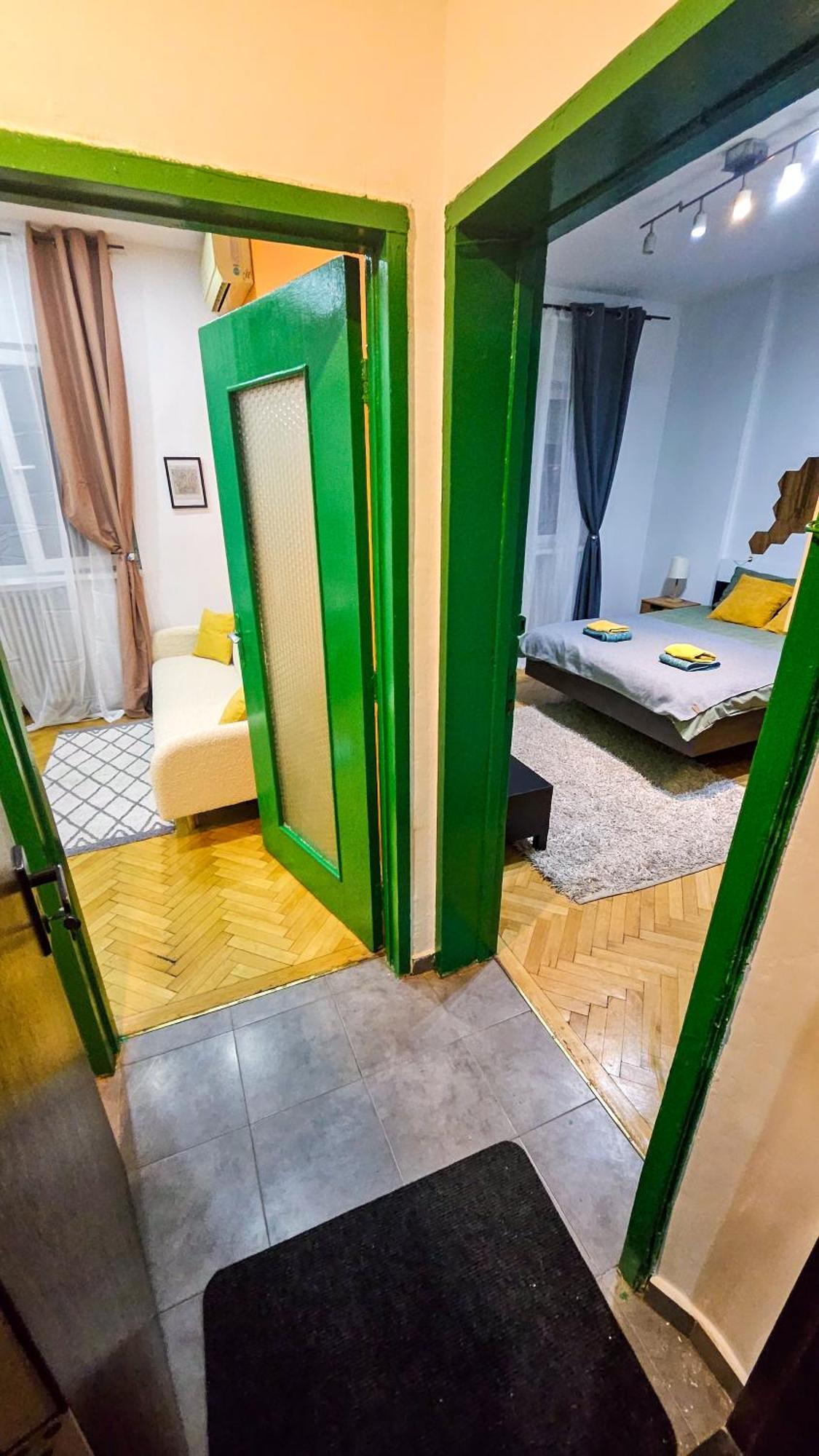 Downtown Tiny Houses Near Cismigiu Gardens Bukarest Kültér fotó